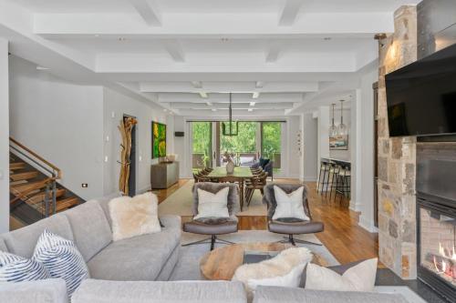 The Auberge Residences at Element 52 - image 11