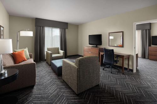 Homewood Suites Springfield - Hotel