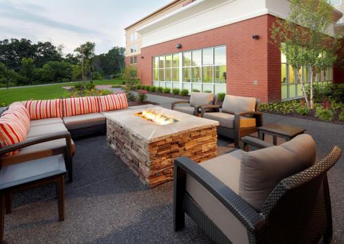 Homewood Suites by Hilton Pittsburgh Airport/Robinson Mall Area