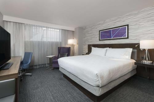 King Room image 4