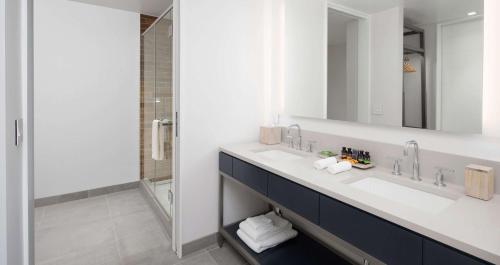 Canopy By Hilton Washington DC The Wharf