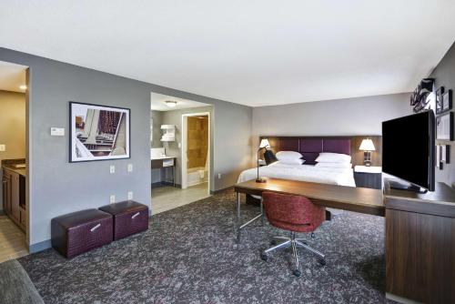 Hampton Inn & Suites Columbus-Easton Area