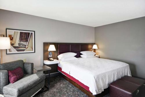 Hampton Inn & Suites Columbus-Easton Area