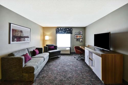 Hampton Inn & Suites Columbus-Easton Area