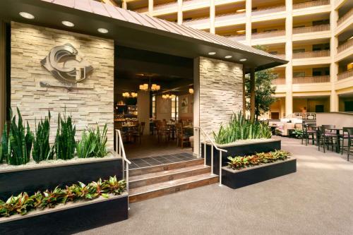 Embassy Suites by Hilton Chicago North Shore Deerfield