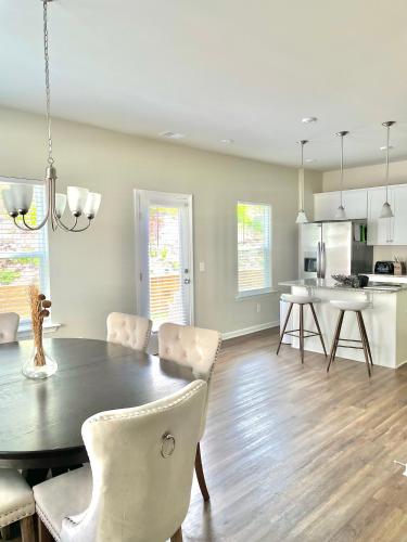 Modern family home. in Marietta, USA