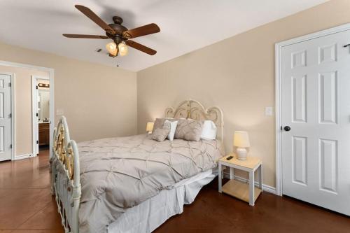 Bright & spacious 3 bedroom home Amazing location, Temple (photo 2)