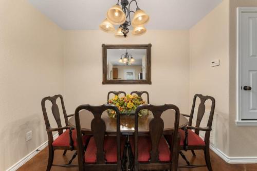 Bright & spacious 3 bedroom home Amazing location, Temple (photo 9)