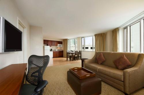Homewood Suites by Hilton Baltimore - image 13