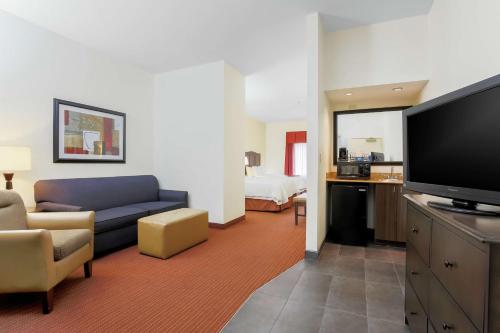 2 bedrooms, 3 beds