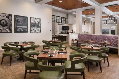 Hilton Garden Inn Memphis Downtown - image 12