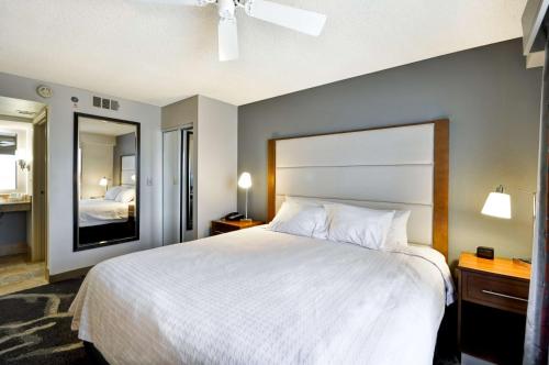 2 bedrooms, 4 beds