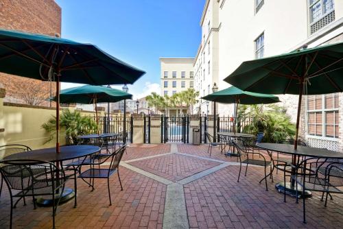 Hampton Inn & Suites Savannah Historic District