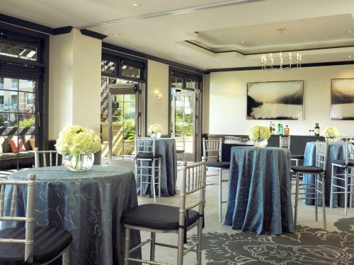 Juniper Hotel Cupertino Curio Collection by Hilton - image 12
