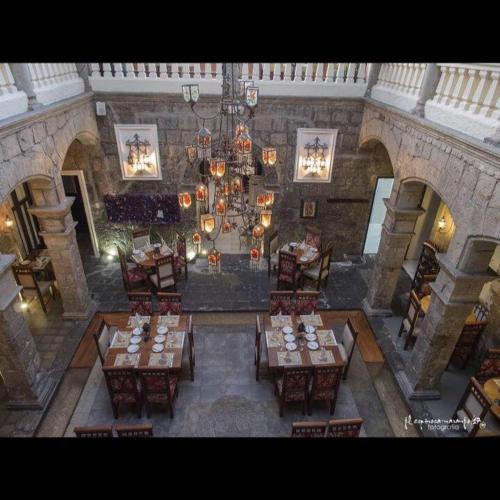 餐廳, 洛卡廣場精品酒店 (Roka Plaza Hotel Boutique) in 安巴托