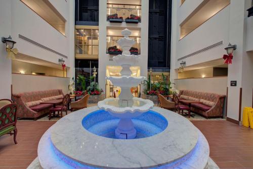 Hampton Inn By Hilton & Suites Rockville Centre, NY