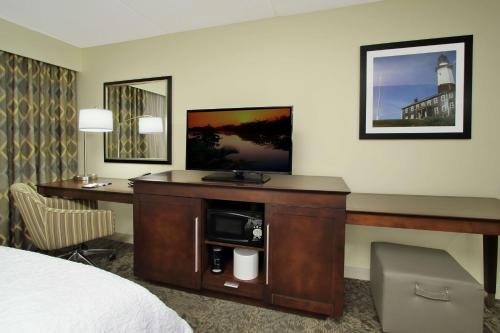 Hampton Inn & Suites By Hilton - Rockville Centre