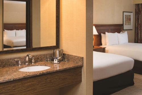 西雅图机场希尔顿逸林酒店