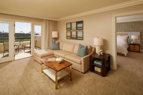 One-Bedroom King Suite with Ocean View