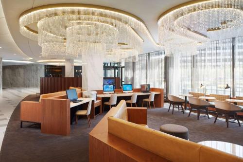 Washington Hilton - image 13