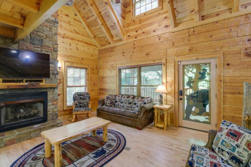 Sevierville Rental Cabin with Hot Tub and Game Room! in Sevierville, USA