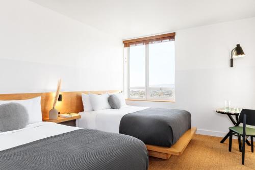 484405899 Hotel June West LA, a Member of Design Hotels