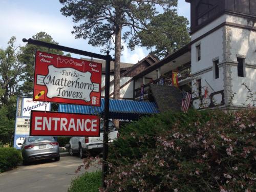 Matterhorn Tower in Eureka Springs, USA