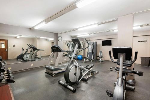 Best Western University Inn at Valparaiso - image 13