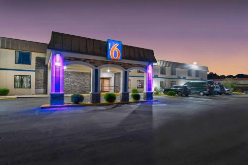 Motel 6-Springfield, OH