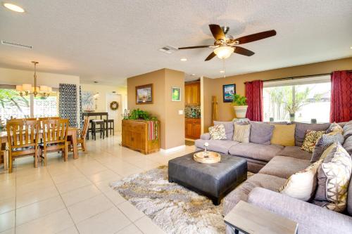 Breezy Palm Bay Home Outdoor Pool, Near Beaches! in Palm Bay, USA