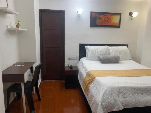 Hotel Avenida 3 Real