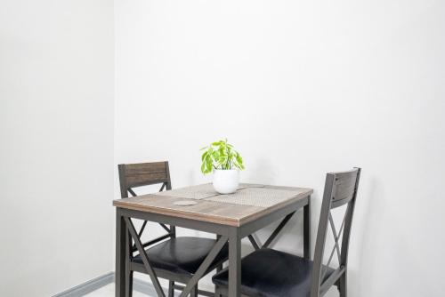 592 Apartments 12 Duncan Street Campbellville, Georgetown in ג'ורג'טאון