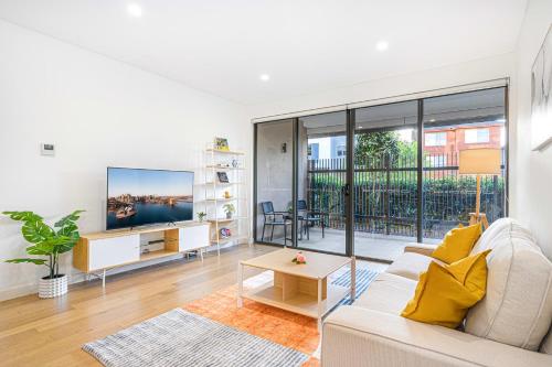 Modern Urban Retreat Stylish Apt in Ryde's Heart - main image