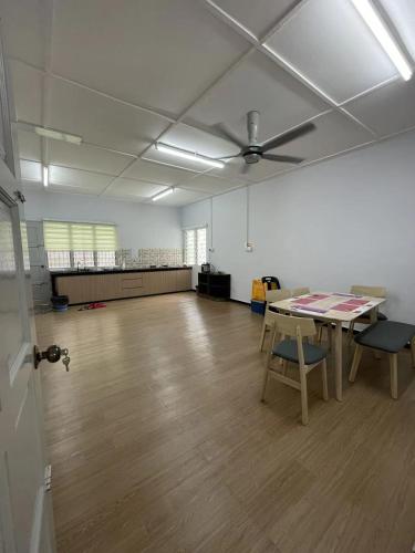 Kiri Kanan Bukit Homestay Kuala Kubu Bahru 左林右舍 in Kuala Kubu Bharu