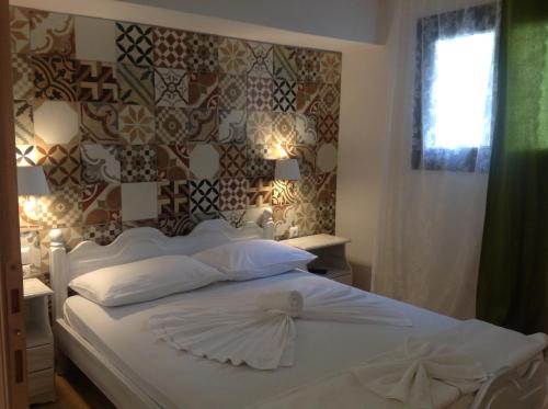 Three-Bedroom Apartment (5-7 adults) image 4