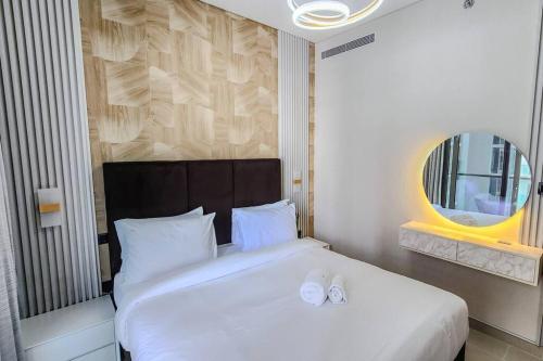 STAY BY LATINEM Luxury 1BR Holiday Home CVR A702 near Burj Khalifa, Dubái (foto 7)