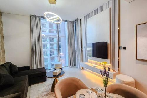 STAY BY LATINEM Luxury 1BR Holiday Home CVR A702 near Burj Khalifa, Dubái (foto 10)