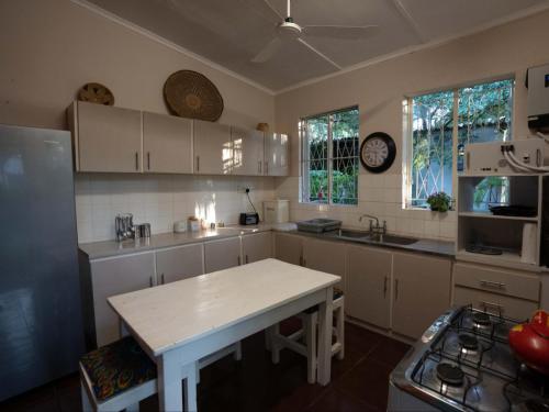 Comfort Holiday Home image 8