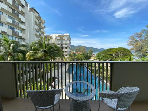 By The Sea@Side Seaview n swimming pool view #133A