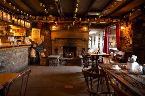 The World Famous Tan Hill Inn - image 11