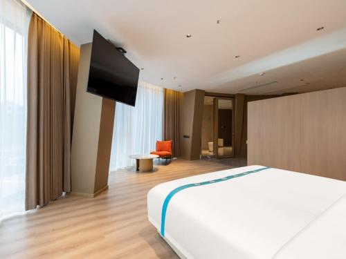 VX Hotel Xuzhou Suining Remin Road