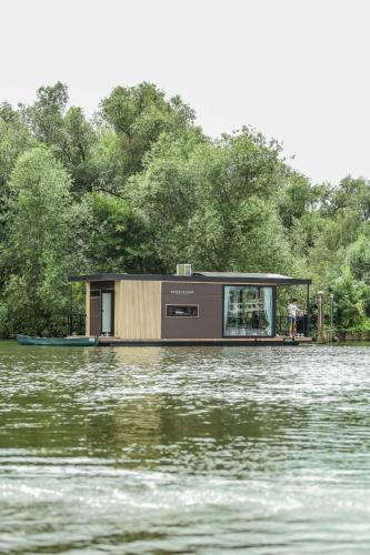 Revolution Houseboat