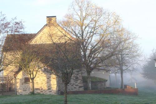 Ancienne fermette rénovée pour 10 personnes