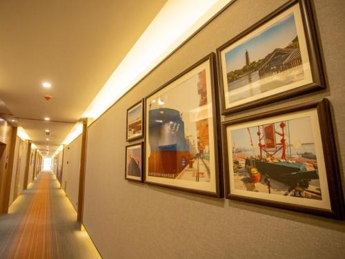 GreenTree Eastern Hotel Binzhou Zhonghai International Convention and Exhibition Center – Binzhou, WV