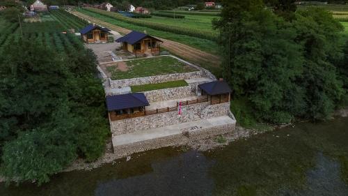 Apartmani Zavičaj Gornja Trešnjica - Ljubovija