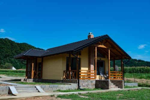 Exterior view, Apartmani Zavicaj Gornja Tresnjica in Podnemić