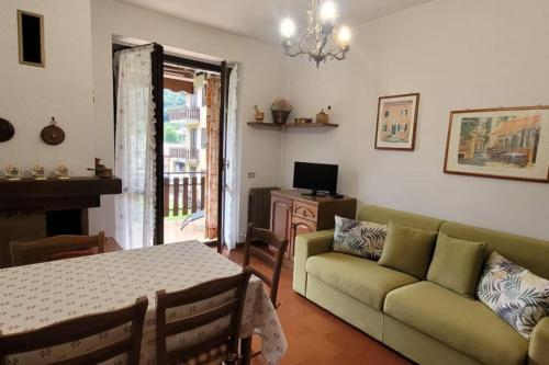  Taceno Lake - apartment with breathtaking mountain views near Como lake in 23837 Taceno