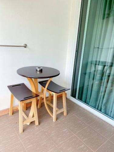 タナトナンホテル (Tanatnan Hotel) in ラノーン