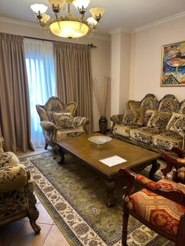 Dinasty Hotel, Tirana (Foto 11)