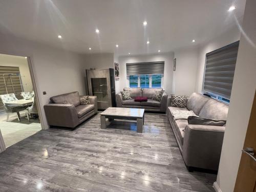 Paradise on earth — other in 2 Craigievar Street, Garthamlock United Kingdom, G33 5DL